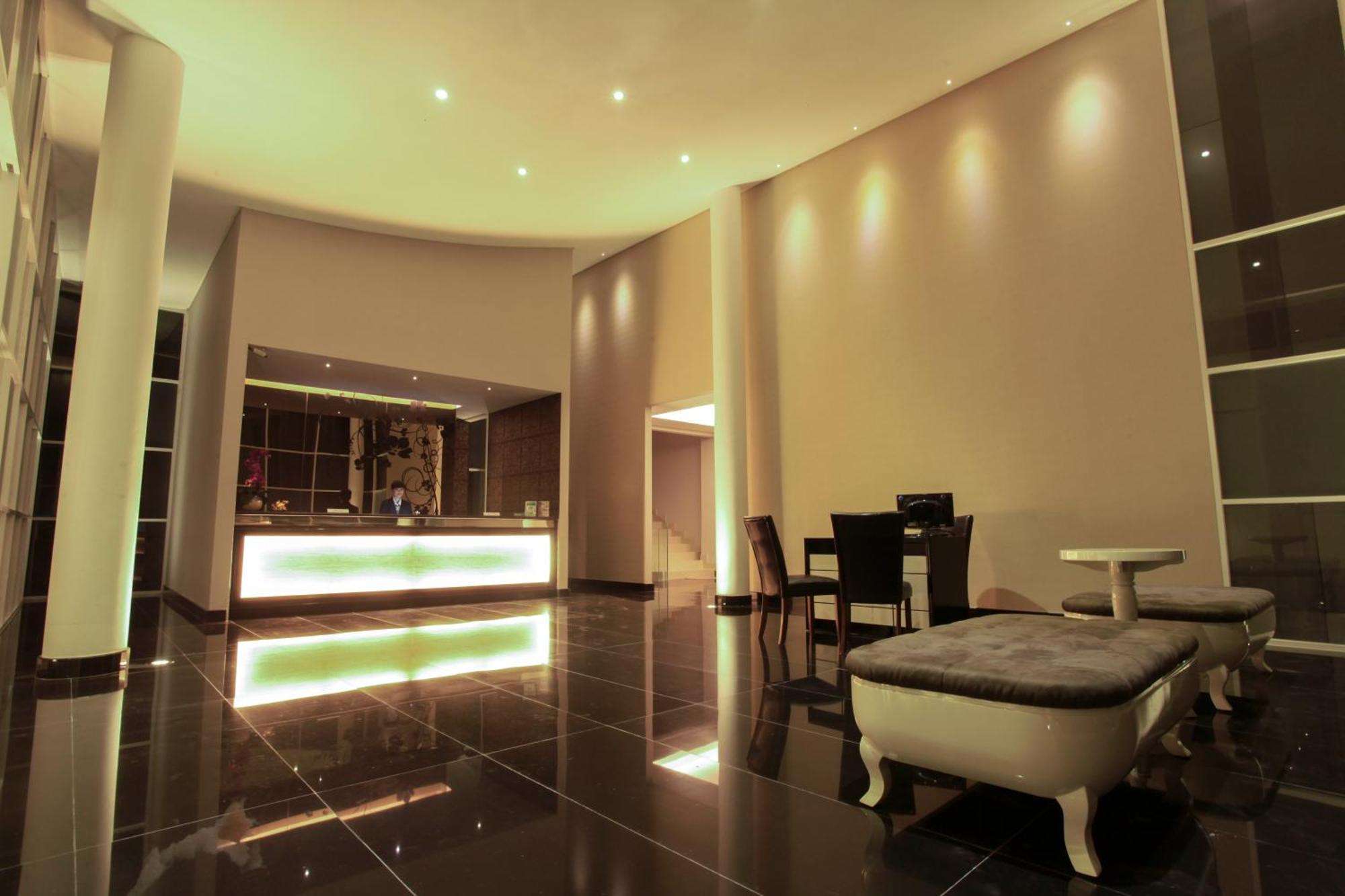 פאנגקלאן בון Grand Kecubung Hotel מראה חיצוני תמונה