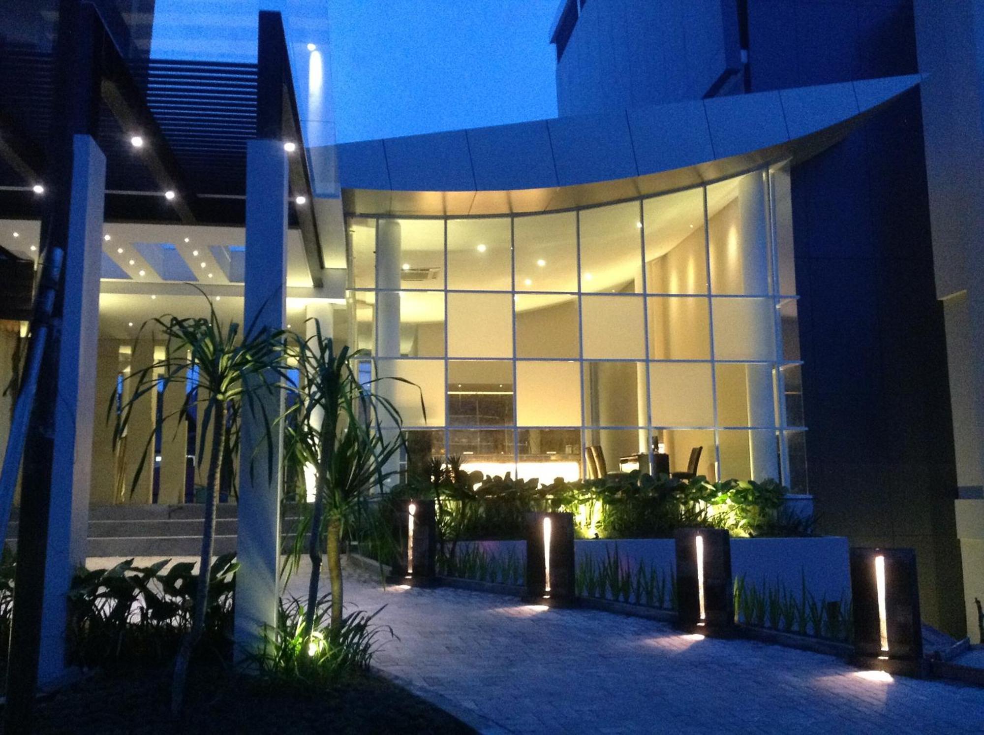 פאנגקלאן בון Grand Kecubung Hotel מראה חיצוני תמונה