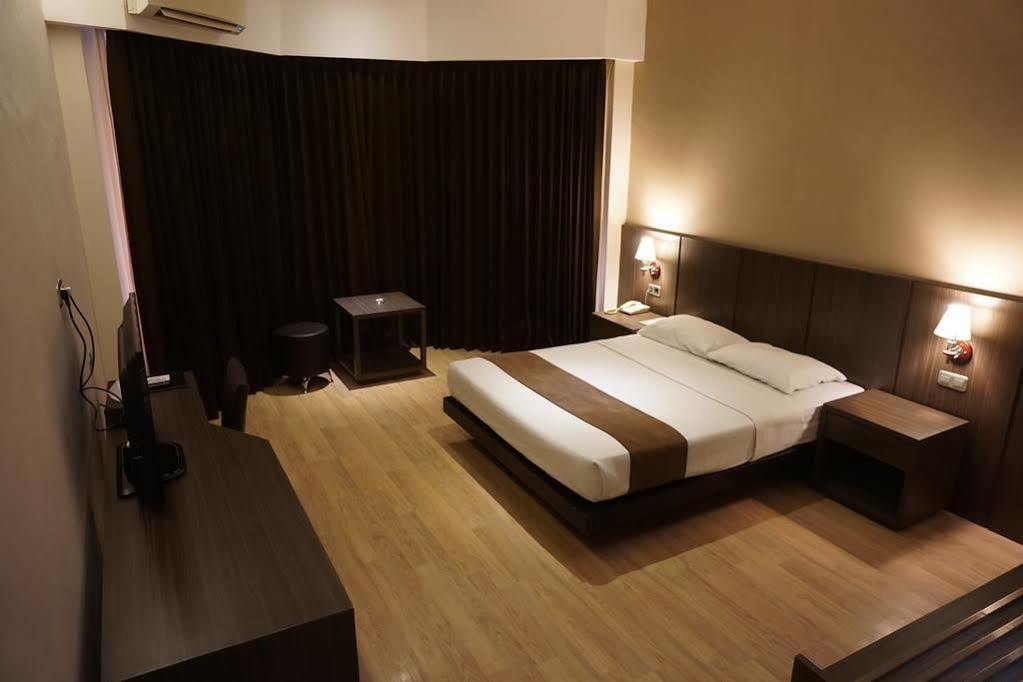 פאנגקלאן בון Grand Kecubung Hotel מראה חיצוני תמונה